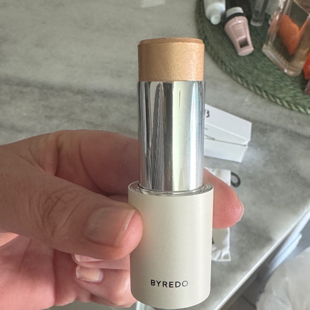 Byredo Gilded Memoir Fluid Highlighter Stick NWT - Picture 3 of 6